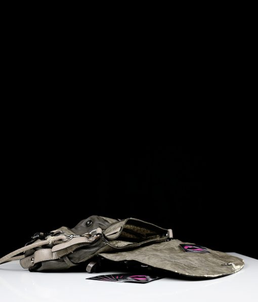 Versleten oude Guess tas - Afbeelding 3