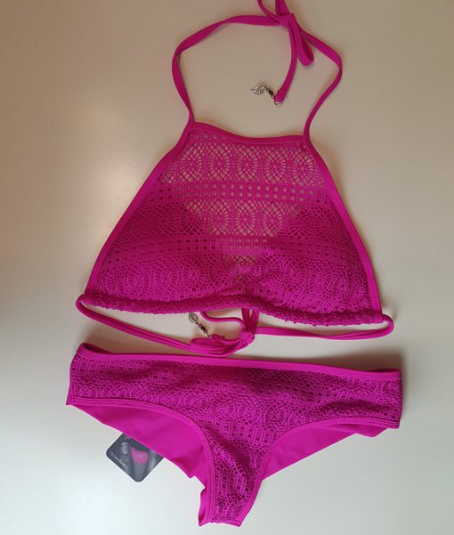 Sexy roze gedragen bikini