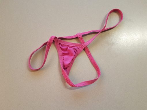 Roze klein stringetje