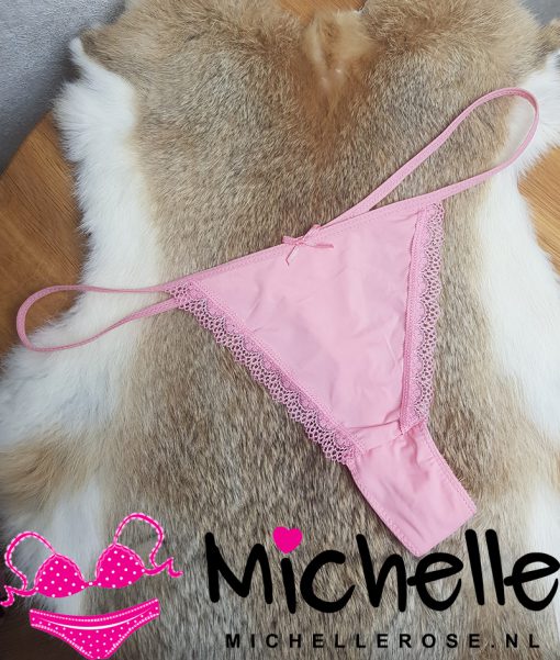 Lekker zacht roze stringetje