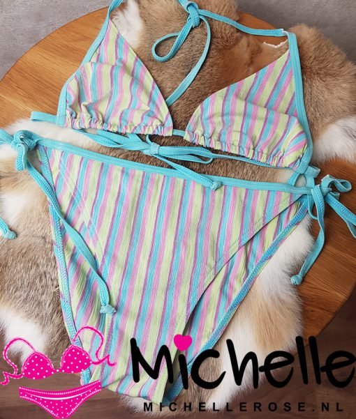 Veel gedragen regenboog bikini