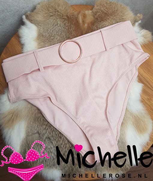 Hoog bikini broekje met riempje