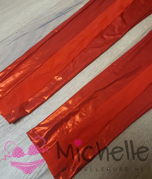 Rode metallic jumpsuit met doorschijnende delen en ritsjes - Afbeelding 3