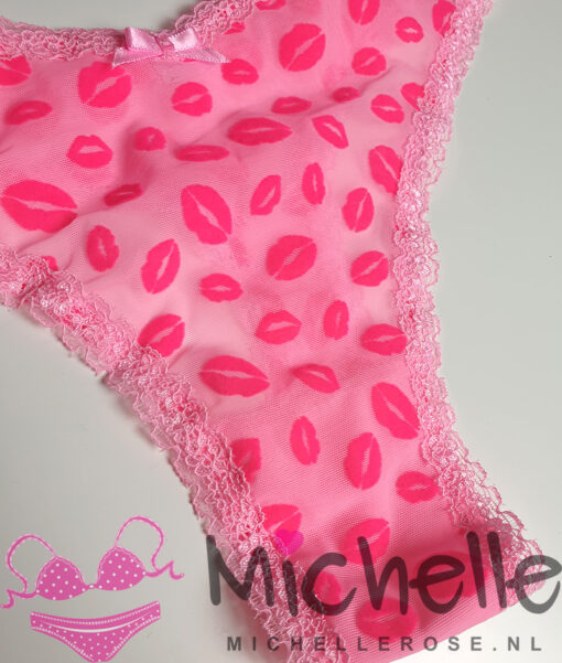 Roze gedragen string met kuslipjes - Afbeelding 3