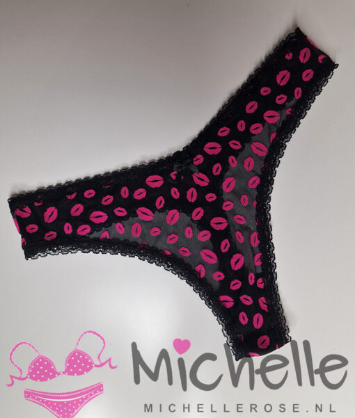 Zwarte string met roze kuslipjes
