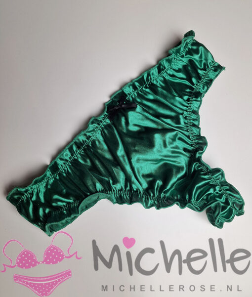 Groene satijnen string met strikje